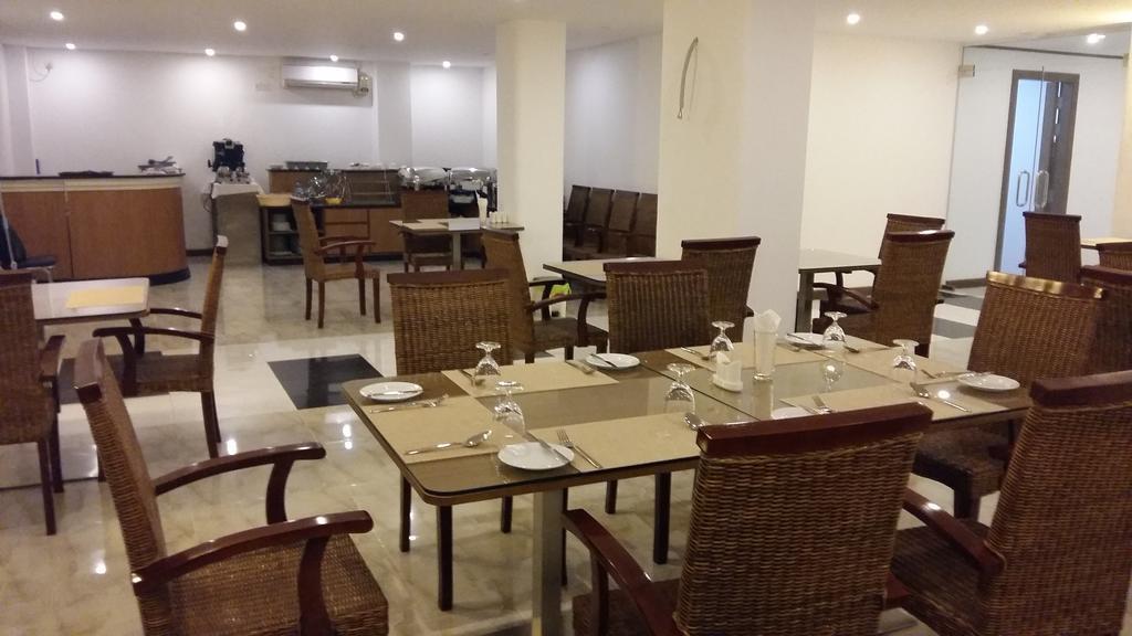The Rgn City Lodge Rangoon Buitenkant foto