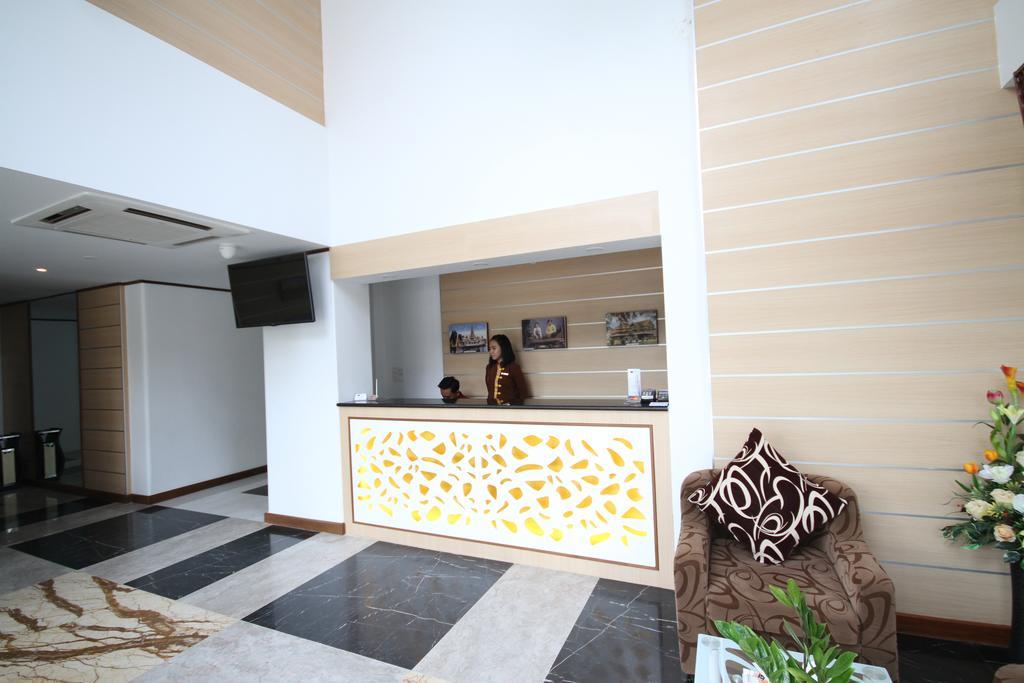 The Rgn City Lodge Rangoon Buitenkant foto